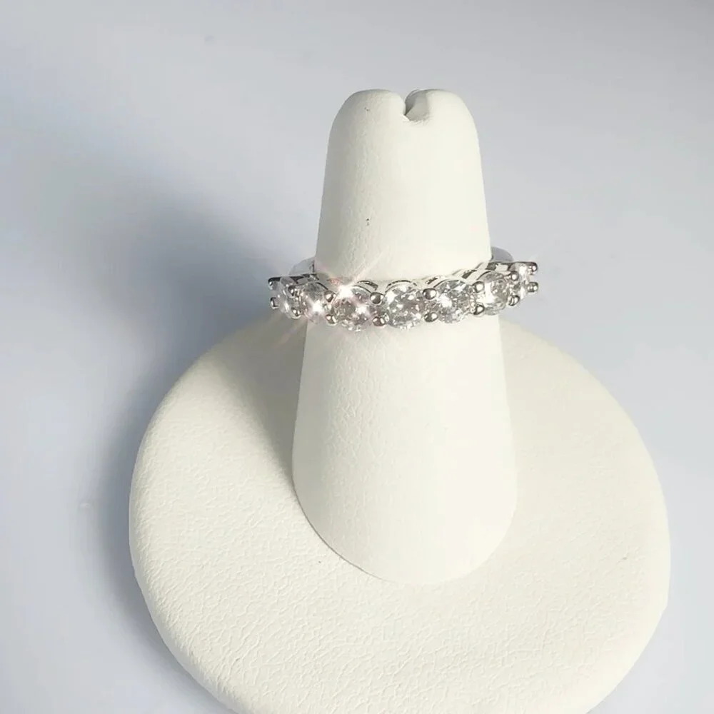 Cubic Zirconia Silver Tone Band Ring Size 9 Fashion Jewelry - Picture 5 of 14